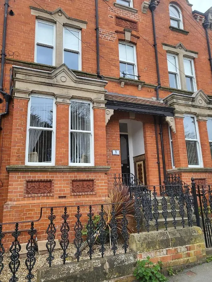 Firn By The Park Apartment Whitby